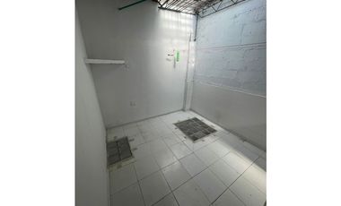 SE RENTA CASA EN BELMONTE