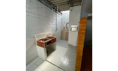 SE RENTA CASA EN BELMONTE