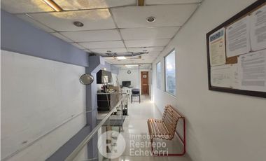 Bodega en venta, vía panamericana, sector la Florida. Villamaria.