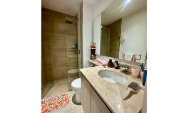 BELLSIMO APARTAMENTO EN VENTA DE 3 HABITACIONES POR BUENAVISTA