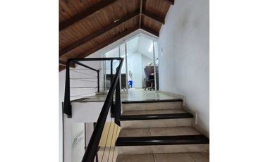 En Venta casa Dúplex en Los Alpes