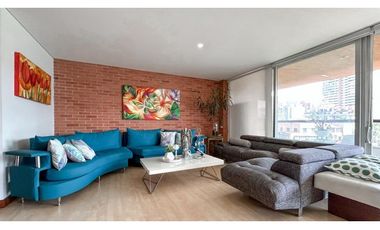 Apartamento por los Parra para al renta amoblada en piso 12