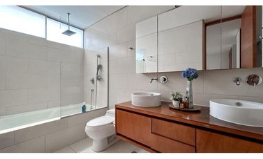 Apartamento por los Parra para al renta amoblada en piso 12