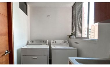 Apartamento por los Parra para al renta amoblada en piso 12