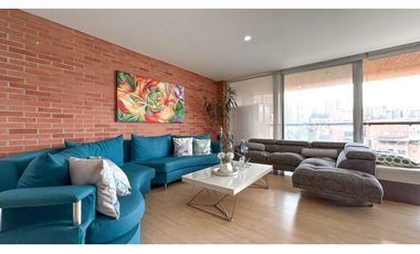 Apartamento por los Parra para al renta amoblada en piso 12