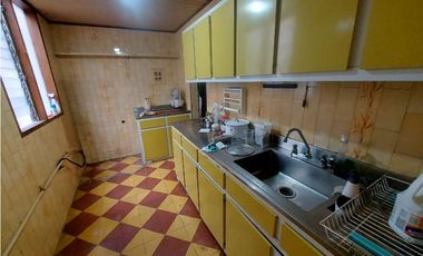 Casa en venta  excelente ubicación en la América.