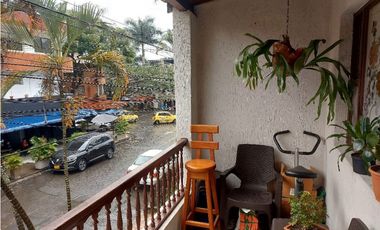 Casa en venta  excelente ubicación en la América.