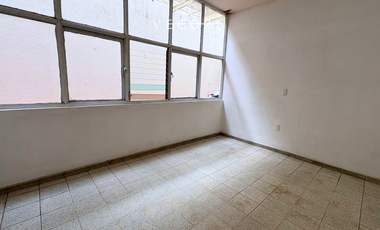 PLANTA BAJA DE PROPIEDAD EN RENTA, COL. MODERNA, GUADALAJARA