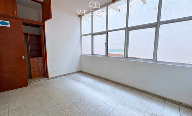 PLANTA BAJA DE PROPIEDAD EN RENTA, COL. MODERNA, GUADALAJARA