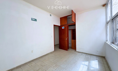 PLANTA BAJA DE PROPIEDAD EN RENTA, COL. MODERNA, GUADALAJARA