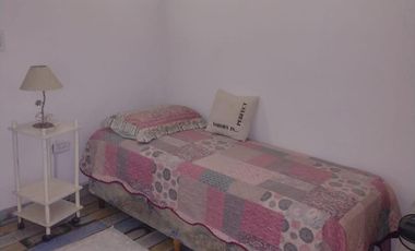 Casa en venta - 2 Dormitorios 1 Baño - 384Mts2 - Mar de Cobo