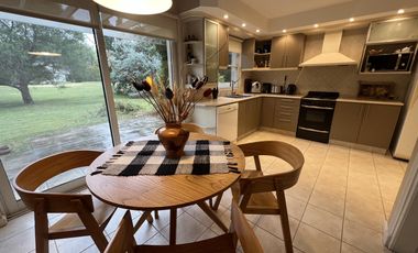 Country St Thomas Sur Canning