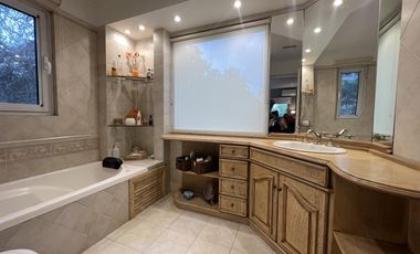 Country St Thomas Sur Canning