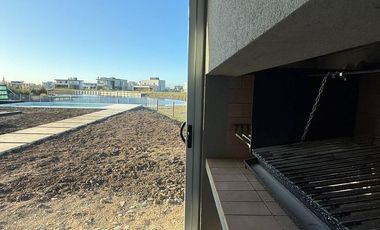 Casa 5 ambientes con piscina en venta - Sebastiano Gaboto