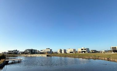 Casa 5 ambientes con piscina en venta - Sebastiano Gaboto