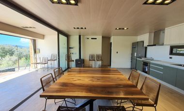 Casa en  venta a metros del Lago