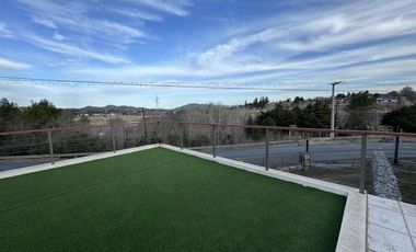 Casa en  venta a metros del Lago