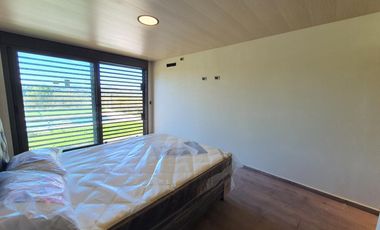 Casa en  venta a metros del Lago