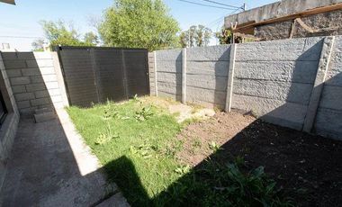 Departamento en venta - 2 Dormitorios 1 Baño - Cochera - 95Mts2 - Venado Tuerto, Santa fe