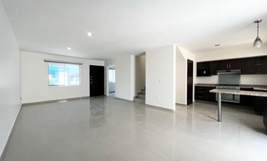 CASA EN RENTA NUEVA GALICIA 