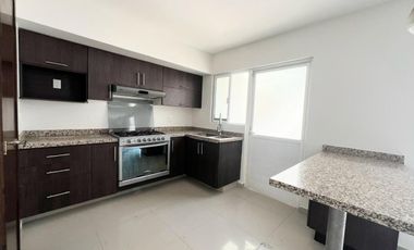 CASA EN RENTA NUEVA GALICIA 