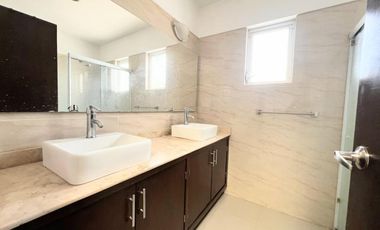 CASA EN RENTA NUEVA GALICIA 