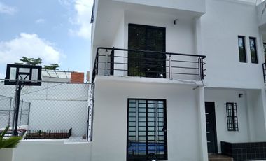 Casa Moderna en Condominio con Roof Garden en Lomas de Cortés Cuernavaca Morelos