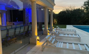 Hermosa propiedad en venta en Barrio Privado Santa Ana