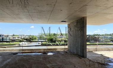 Departamento en Venta  con salida al Río. 3 dorm en suite en Acqua Marinas, Nordelta