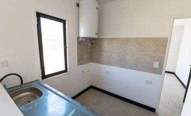 Departamento en venta - 2 Dormitorios 1 Baño - Cochera - 95Mts2 - Venado Tuerto, Santa fe
