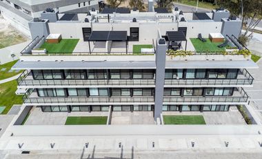 Monoambiente con balcón en venta - Canning, Cabral 3300