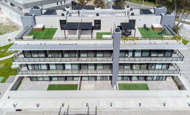 Monoambiente con balcón en venta - Canning, Cabral 3300