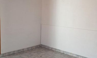 PH en venta - 2 Dormitorios 1 Baño - Lanús