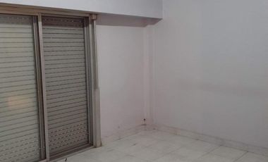 Departamento en venta - 2 Dormitorios 1 Baño - Lanús