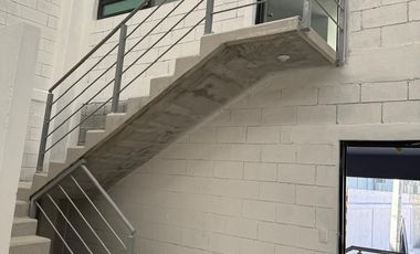 VENTA de bodega con TRANSFORMADOR en Santa Catarina