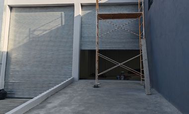 VENTA de bodega con TRANSFORMADOR en Santa Catarina