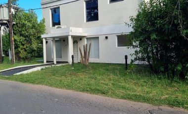 CASA EN VENTA 300m2 - COUNTRY VENADO 2 - CANNING