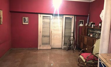 Establecimiento Industrial de 855 m2 cubiertos aproximados, Villa Ballester