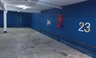 Cochera en venta - 12Mts2 - Morón