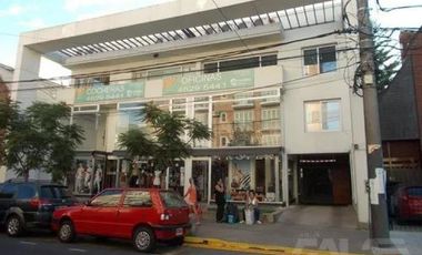 Cochera en venta - 12Mts2 - Morón