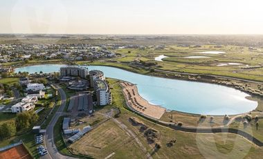 Casa en venta - Barrio Terralagos, Canning