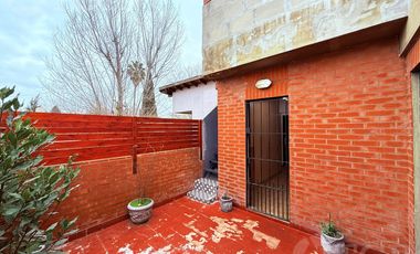 Venta PH en Duplex en Temperley con patio y terraza