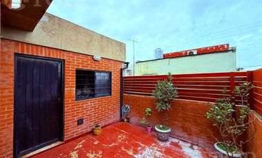 Venta PH en Duplex en Temperley con patio y terraza