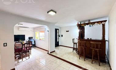 Venta PH en Duplex en Temperley con patio y terraza