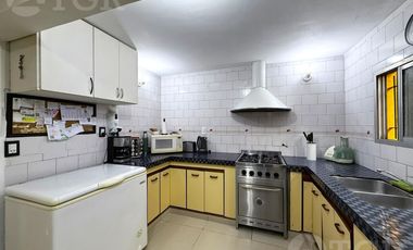 Venta PH en Duplex en Temperley con patio y terraza