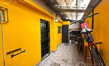 Venta PH en Duplex en Temperley con patio y terraza