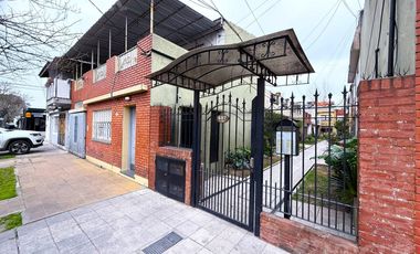 Venta PH en Duplex en Temperley con patio y terraza