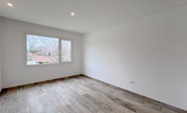 (RETASADO) VENTA | CASA DE 4 AMBIENTES A ESTRENAR | CONSTITUCION | APTO CREDITO