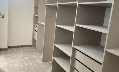 Casa en venta con renta - Barrio La Providencia, Canning