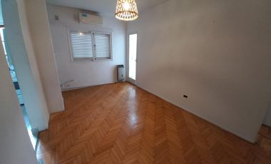 Departamento de dos ambientes en Las Cañitas.